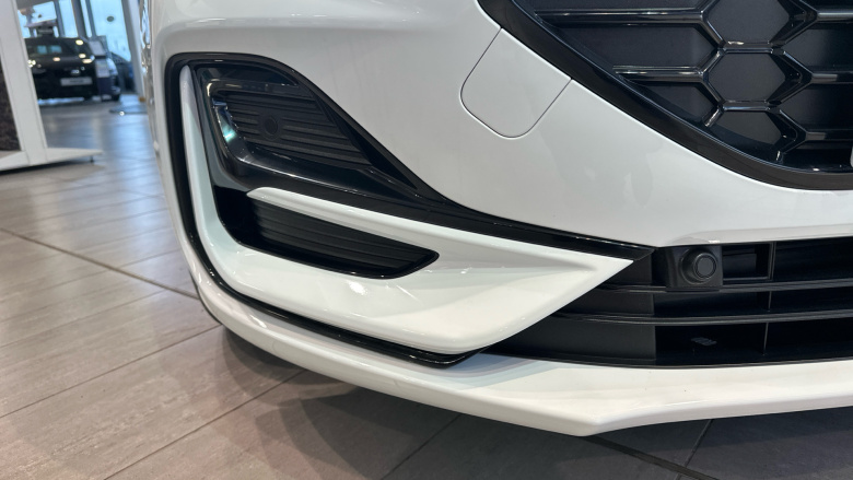 Ford Focus 1.0 EcoBoost Hybrid mHEV 155 ST-Line 5dr Auto Petrol Hatchback